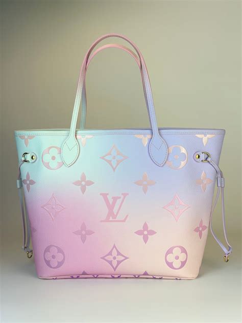 lv on the go limited edition